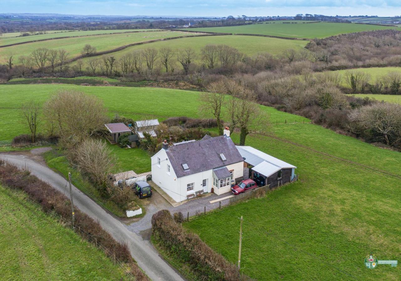 Lambston Cottage - A Pembrokeshire Home Away From Home Pelcomb Exterior foto